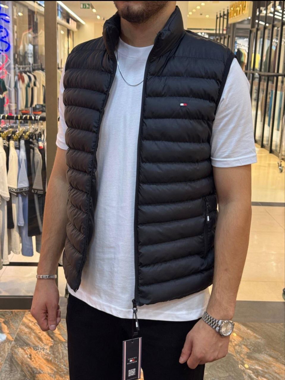 Vesta Puffer Neagră Slim Fit – Tommy Hilfiger, Bărbați