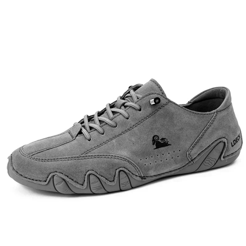 Luxury Casual Shoes Men Sneakers 2023 Male High Top Sneakers Winter Warm Designer Fashion Loafers Lace Up Shoes Men Ankle Boots