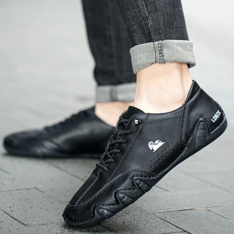 Luxury Casual Shoes Men Sneakers 2023 Male High Top Sneakers Winter Warm Designer Fashion Loafers Lace Up Shoes Men Ankle Boots