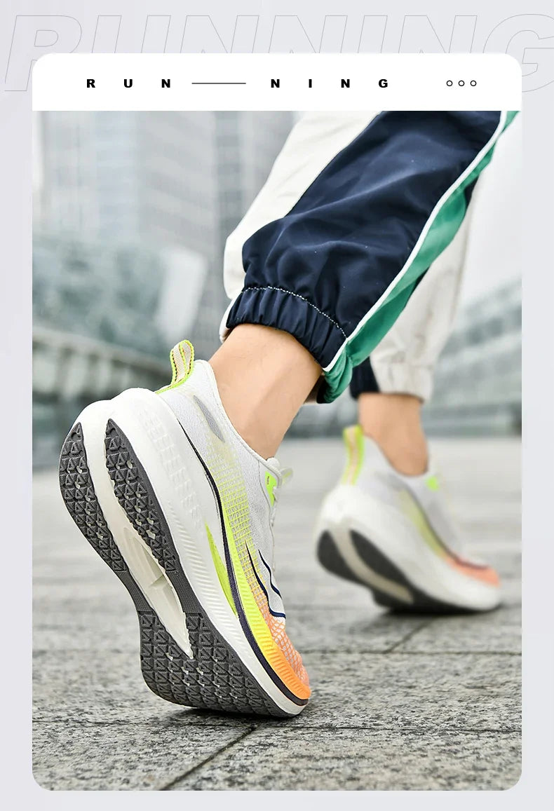 Adidasi Maraton Carbon