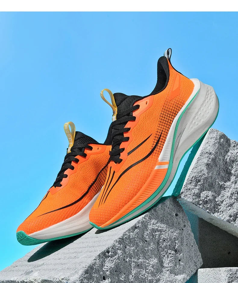 Adidasi Maraton Carbon