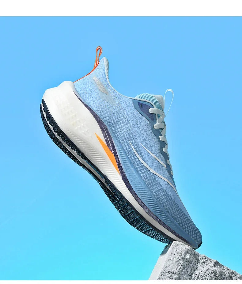 Adidasi Maraton Carbon