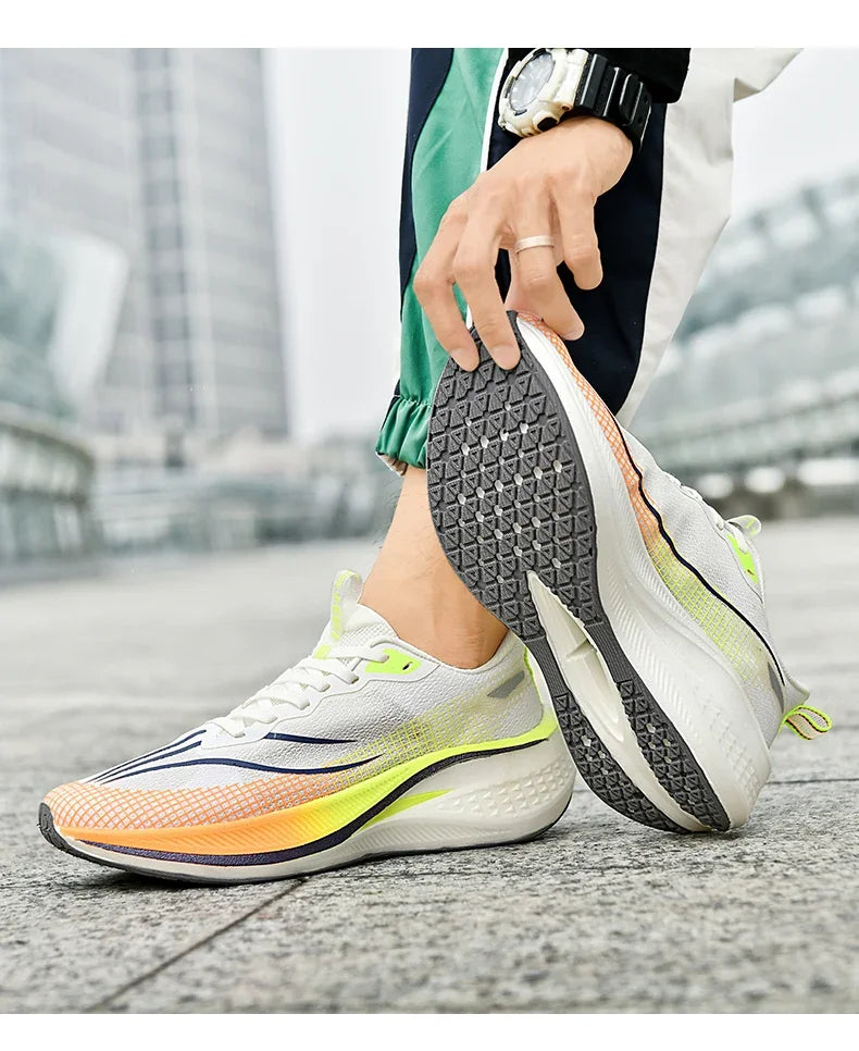 Adidasi Maraton Carbon