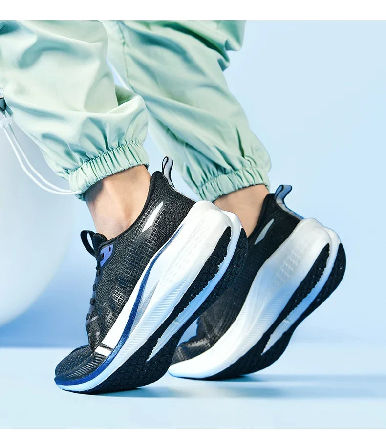 Adidasi Maraton Carbon