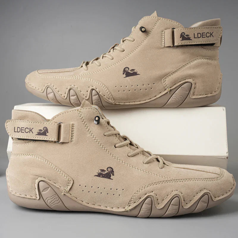 Luxury Casual Shoes Men Sneakers 2023 Male High Top Sneakers Winter Warm Designer Fashion Loafers Lace Up Shoes Men Ankle Boots