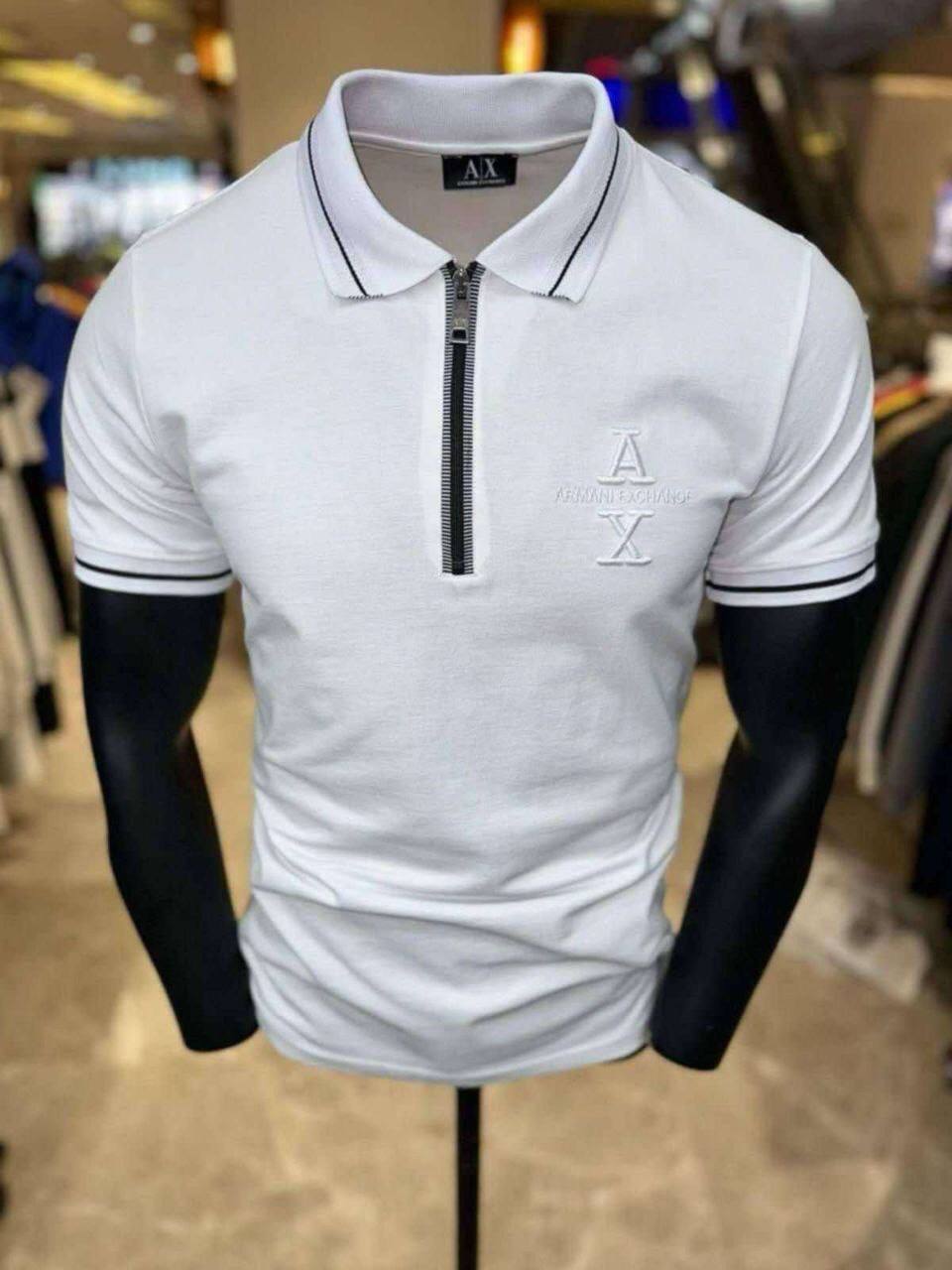 Tricouri Bărbați cu Sigle Cusute – Modele Originale de Brand,