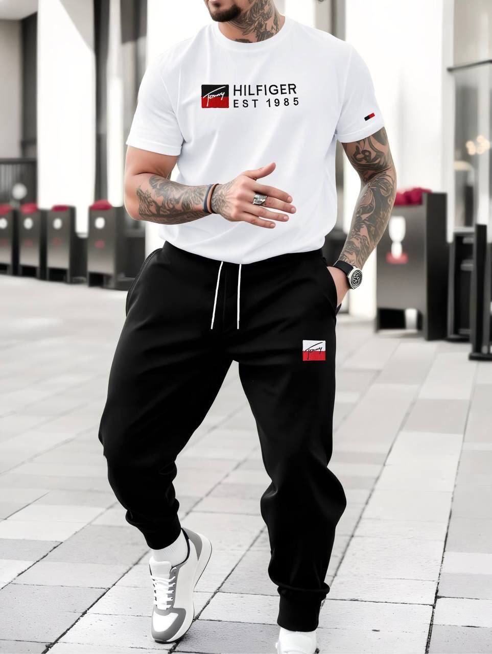 Compleu Tommy Hilfiger cu Sigle Cusute